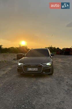 Седан Audi A6 2019 в 