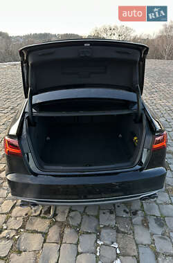 Седан Audi A6 2016 в 