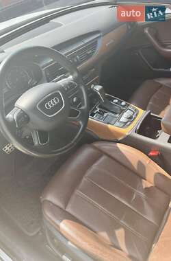 Седан Audi A6 2015 в 