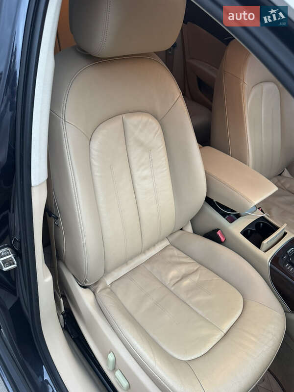 Седан Audi A6 2012 в Луцке