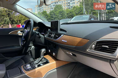 Седан Audi A6 2015 в 