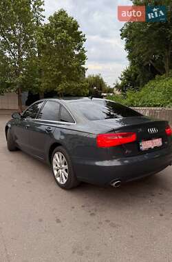 Седан Audi A6 2014 в 