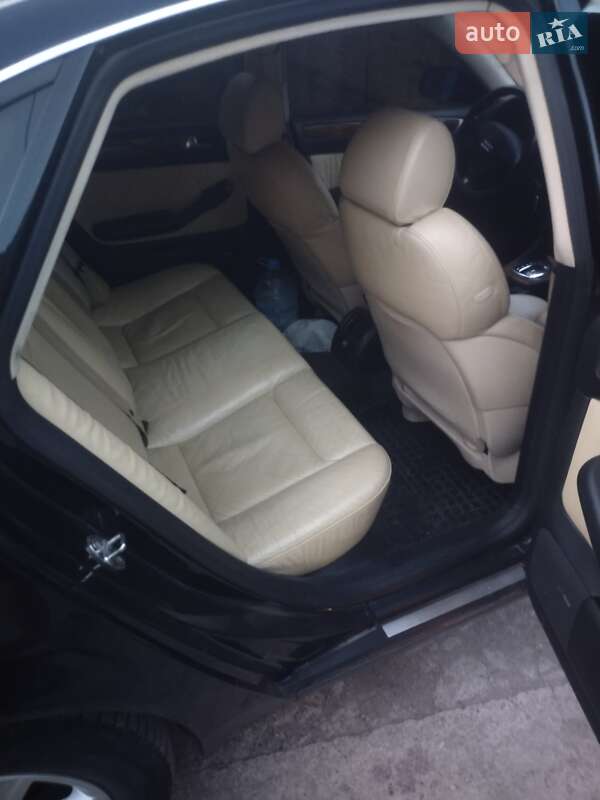 Седан Audi A6 1999 в Ромнах