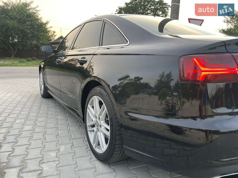 Седан Audi A6 2015 в Миргороде