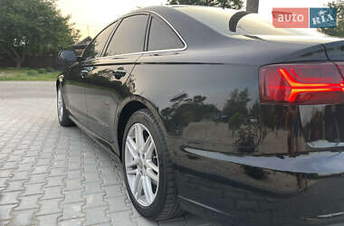 Седан Audi A6 2015 в 