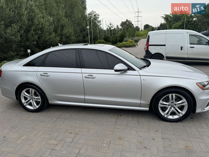 Седан Audi A6 2014 в Киеве