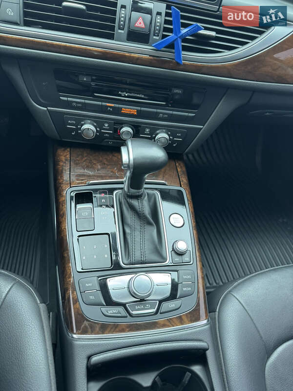 Седан Audi A6 2014 в Киеве