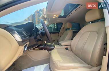 Седан Audi A6 2013 в 