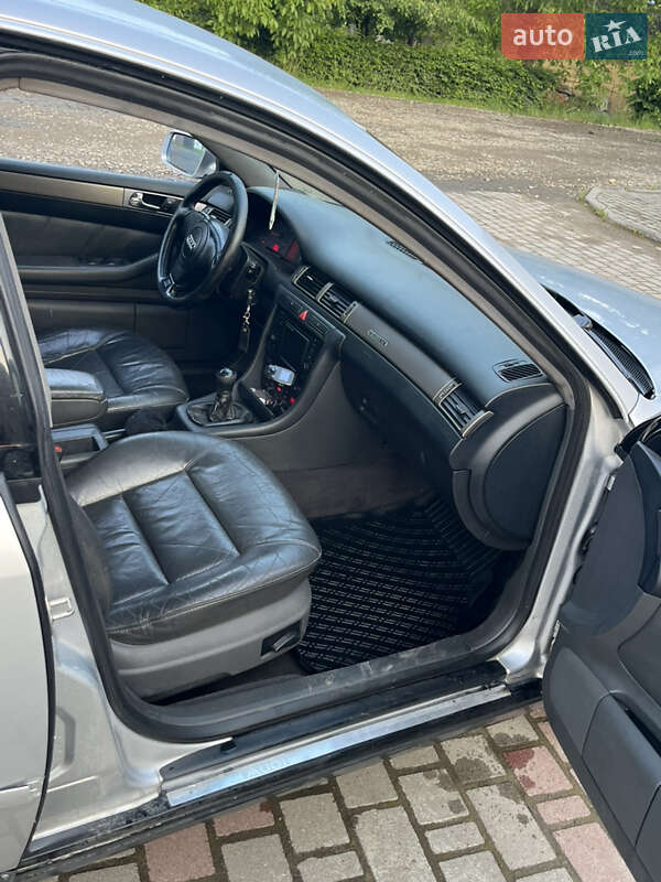 Седан Audi A6 2000 в Косове