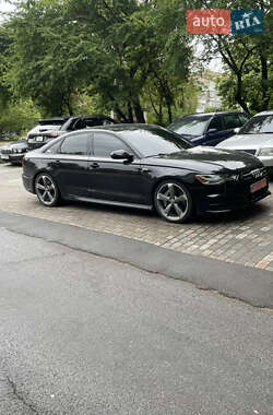 Седан Audi A6 2015 в 