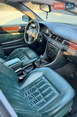 Седан Audi A6 1998 в 