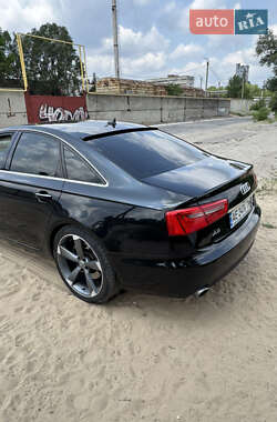 Седан Audi A6 2012 в 