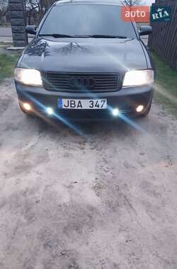 Седан Audi A6 2004 в 