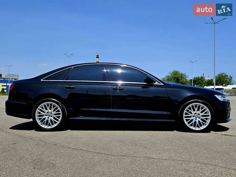Седан Audi A6 2015 в Днепре