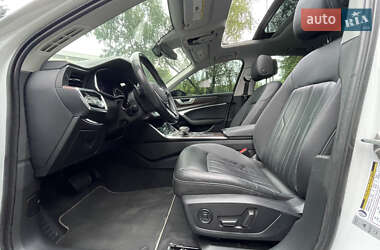 Седан Audi A6 2019 в 