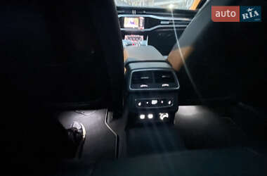 Седан Audi A6 2019 в 