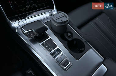 Седан Audi A6 2019 в 