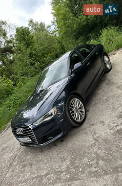 Седан Audi A6 2015 в 