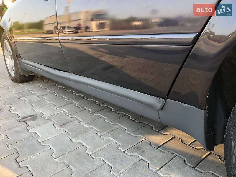 Седан Audi A6 1999 в Стрые