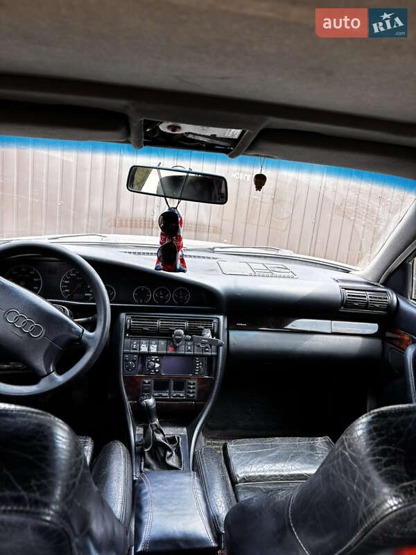 Седан Audi A6 1995 в Славгороді