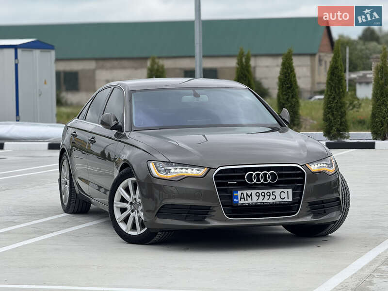 Седан Audi A6 2013 в 