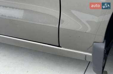 Седан Audi A6 2013 в 