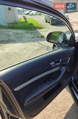 Универсал Audi A6 2011 в 
