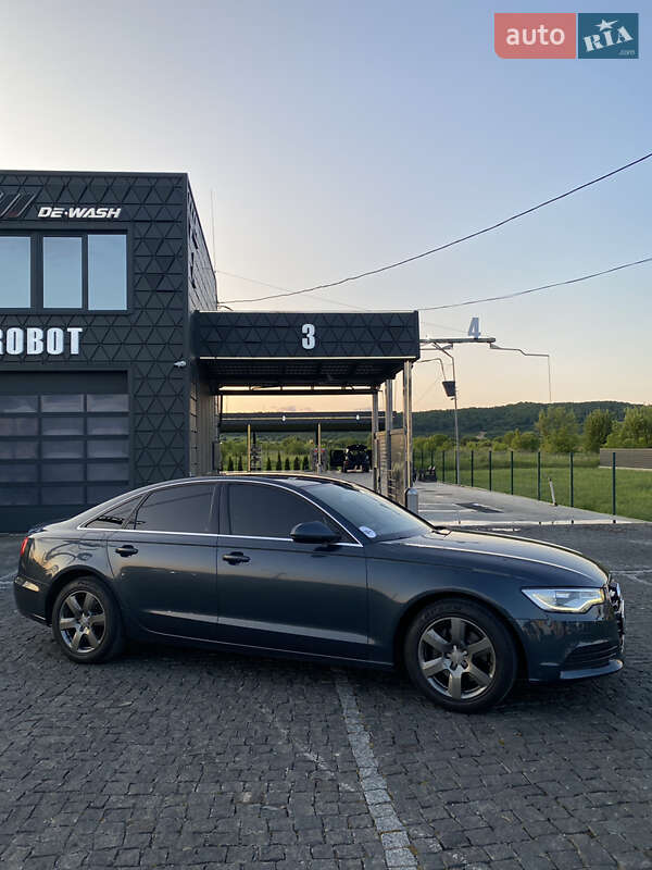 Седан Audi A6 2012 в Тячеве