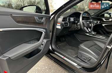 Седан Audi A6 2020 в 