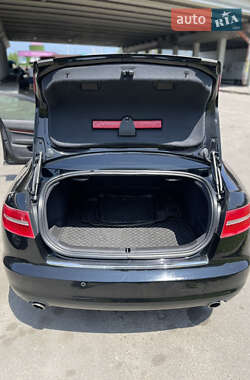 Седан Audi A6 2010 в 