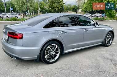 Седан Audi A6 2016 в 