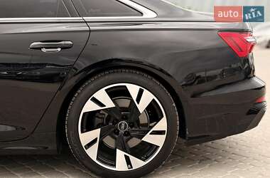 Седан Audi A6 2019 в 
