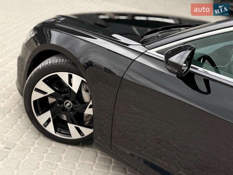 Седан Audi A6 2019 в Львове