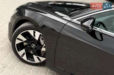 Седан Audi A6 2019 в 