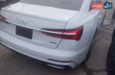 Седан Audi A6 2019 в 