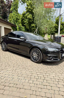 Седан Audi A6 2016 в 