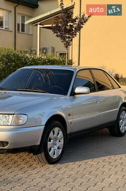 Седан Audi A6 1996 в 