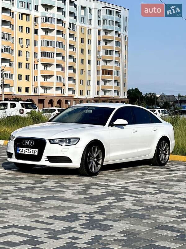 Седан Audi A6 2014 в Ирпене