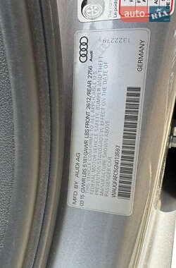 Седан Audi A6 2015 в 