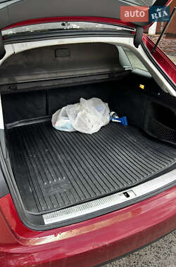 Универсал Audi A6 2012 в 