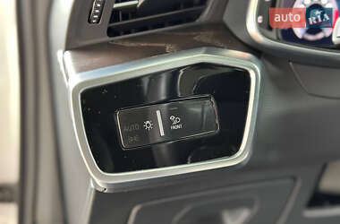 Седан Audi A6 2019 в 