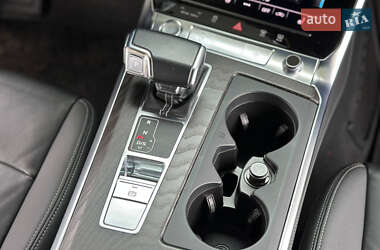Седан Audi A6 2019 в 
