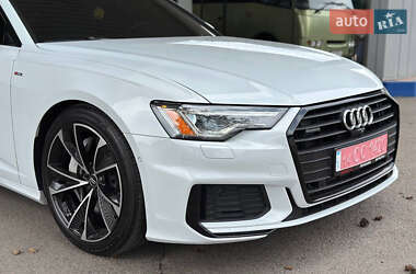Седан Audi A6 2019 в 