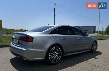 Седан Audi A6 2015 в 