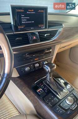 Седан Audi A6 2012 в 