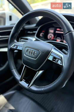 Седан Audi A6 2018 в 