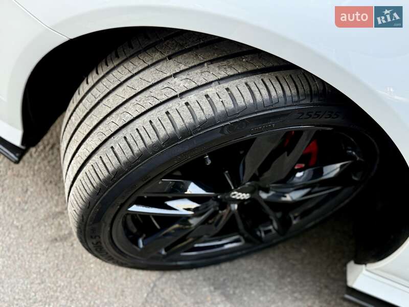 Седан Audi A6 2017 в Киеве