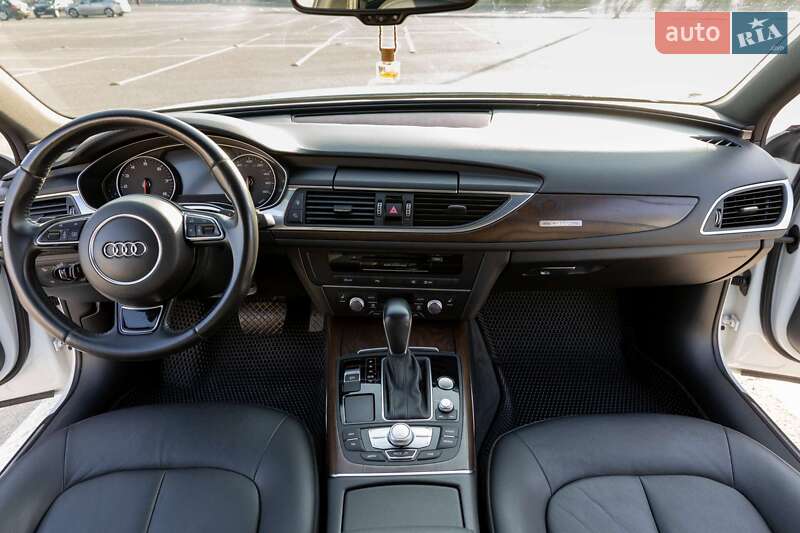 Седан Audi A6 2015 в Виннице