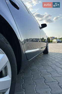Седан Audi A6 2004 в 