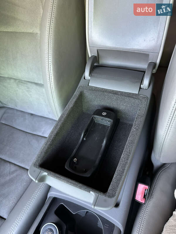 Седан Audi A6 2004 в Стрые